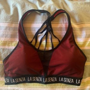 La senza sports bra with removable padding